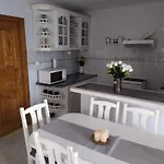 Sarga Oenallo Nyaralohaz Dom wakacyjny *